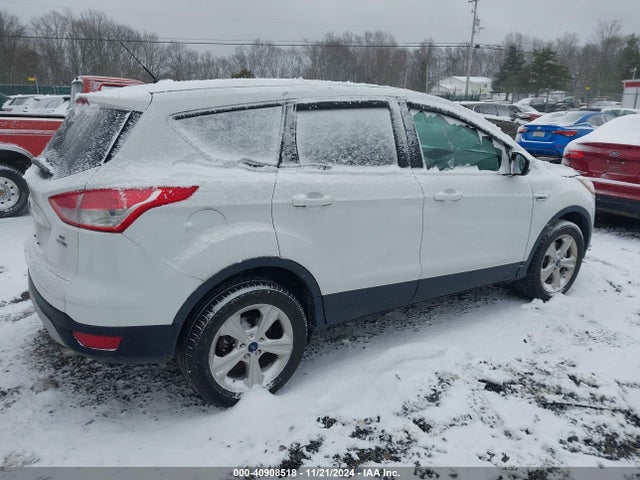 Ford ESCAPE SE 2016 1FMCU9GX2GUA68937 Image 4