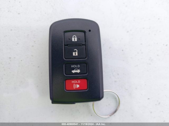 4T1BD1FK0GU182650 Toyota Camry Hybrid Xle
