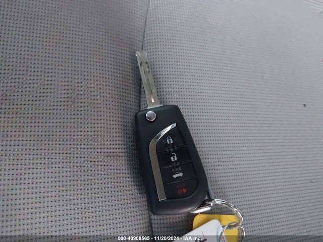 Toyota COROLLA LE 2021 JTDEPMAE8MJ179410 Image 11