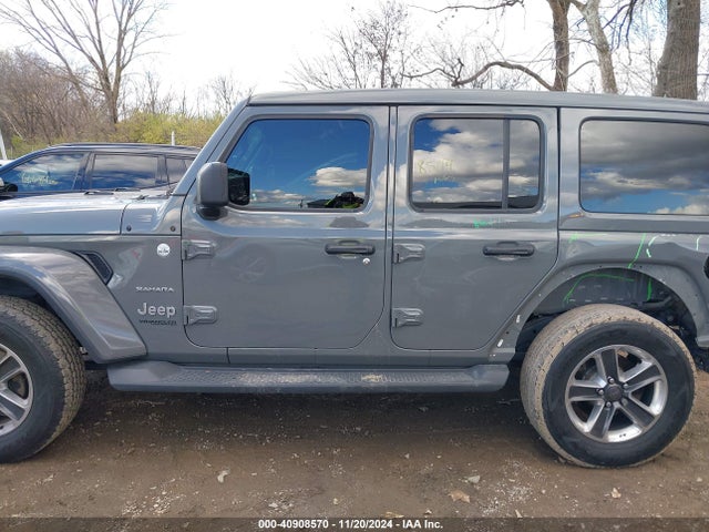 1C4HJXEG1KW571530 Jeep Wrangler Unlimited Sahara 4x4