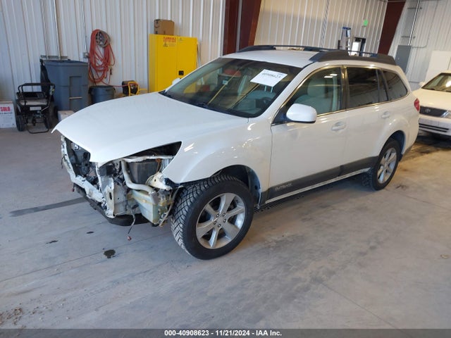 Subaru Outback 2.5i Premium 2014 4S4BRBCC1E3271280 Image 2