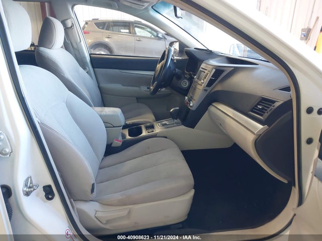 Subaru Outback 2.5i Premium 2014 4S4BRBCC1E3271280 Image 5