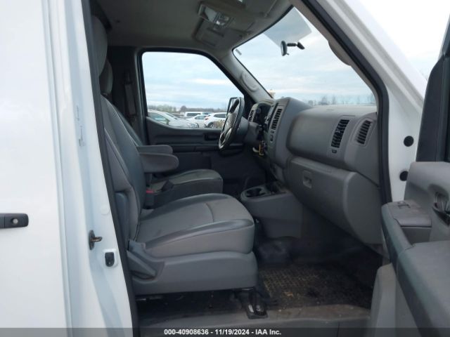 1N6BF0KM7JN813294 Nissan Nv Cargo Nv1500 S V6