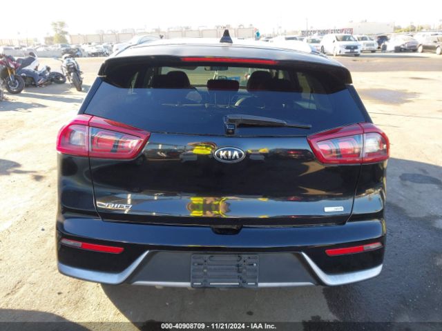 KNDCB3LCXK5245053 KIA NIRO LX