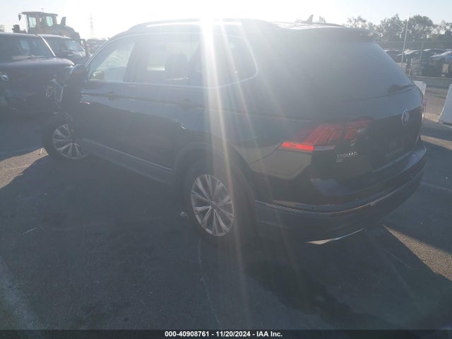 3VV3B7AX9JM162043 Volkswagen Tiguan 2.0t Se/2.0t Sel