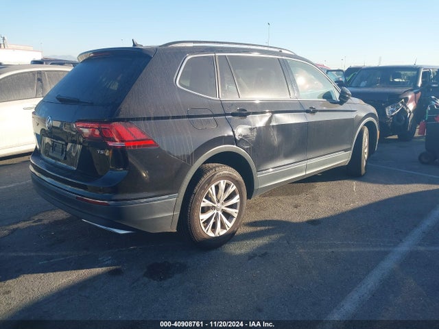 3VV3B7AX9JM162043 Volkswagen Tiguan 2.0t Se/2.0t Sel