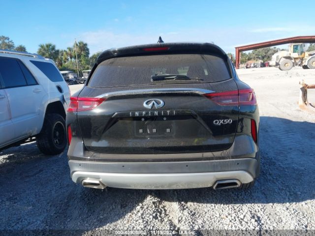 3PCAJ5M12LF110071 Infiniti Qx50 Luxe