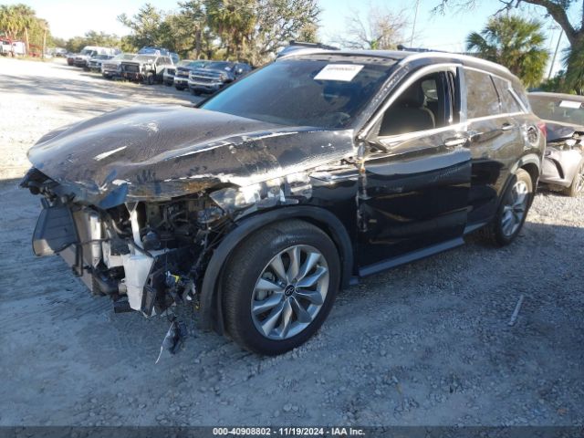 3PCAJ5M12LF110071 Infiniti Qx50 Luxe