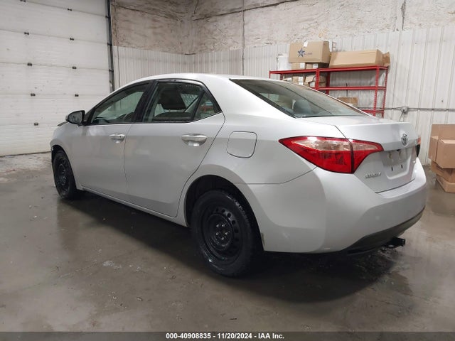 Toyota COROLLA LE 2019 2T1BURHE4KC138585 Image 3