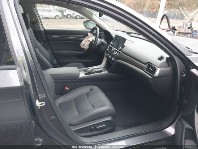 1HGCV3F99KA009977 Honda Accord Hybrid Touring