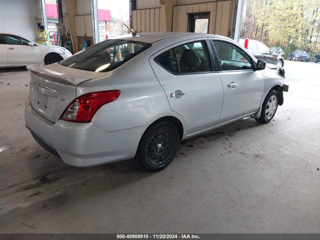 Nissan Versa 1.6 Sv 2018 3N1CN7AP5JL804353 Image 4