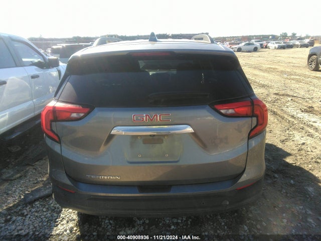 3GKALMEV8ML319862 GMC Terrain Fwd Sle