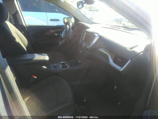 3GKALMEV8ML319862 GMC Terrain Fwd Sle