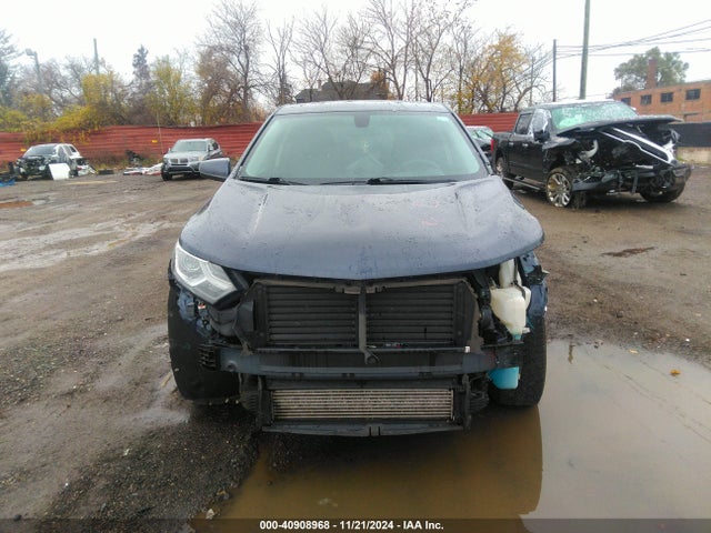 3GNAXJEV8JL126807 Chevrolet EQUINOX LT