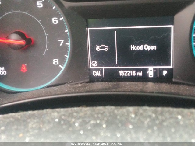3GNAXJEV8JL126807 Chevrolet EQUINOX LT