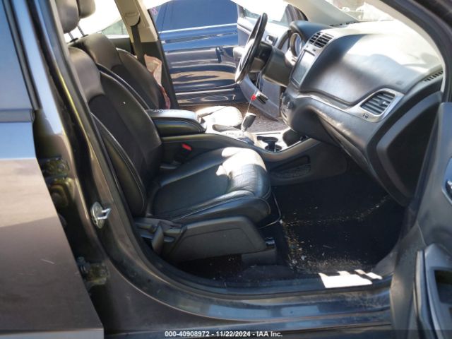 3C4PDDGG9JT387147 Dodge Journey Crossroad Awd