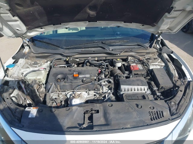 Honda Civic Lx 2018 2HGFC2F53JH608156 Image 10