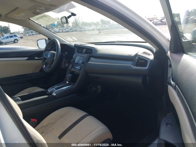 Honda Civic Lx 2018 2HGFC2F53JH608156 Image 5