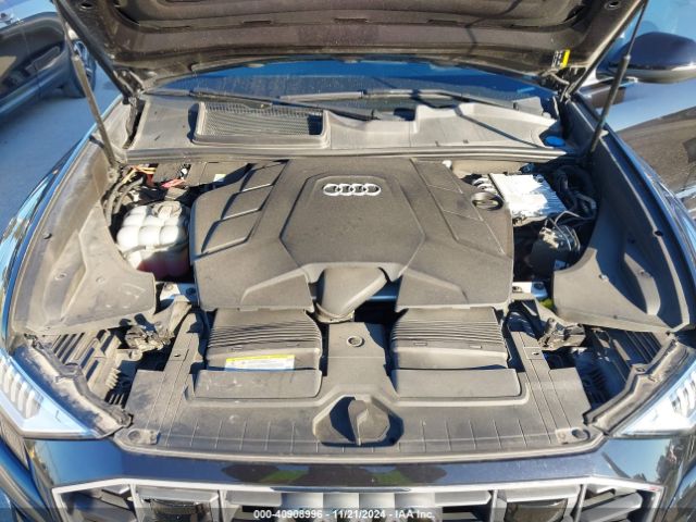 WA1CVAF14KD005633 Audi Q8 55 Premium