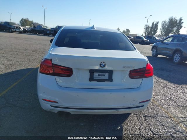 WBA8B9C58JK677485 BMW 330I