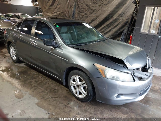 Auction sale of the 2010 Honda Accord 3.5 Ex-l, vin: 1HGCP3F82AA021887, lot number: 40909006