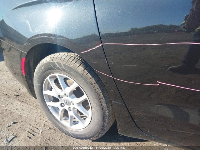 2C4RC1CG6PR534147 Chrysler Voyager Lx
