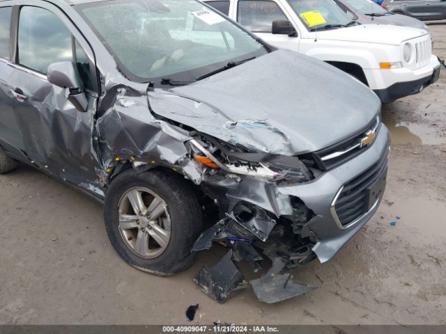 KL7CJPSB8KB836516 Chevrolet Trax Lt