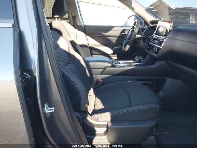 5N1DR3AC0NC211959 Nissan Pathfinder S 4wd
