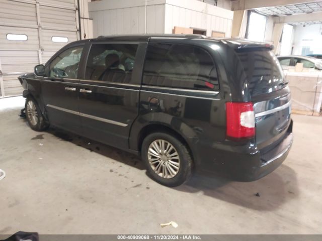 2016 CHRYSLER TOWN & COUNTRY 2C4RC1CG5GR149551 Photo 2