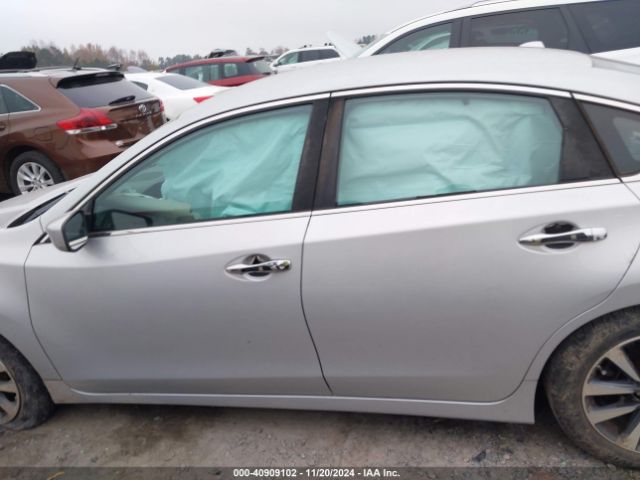 1N4AL3AP6HC114674 Nissan Altima 2.5/2.5 S/2.5 Sl/2.5 Sr/2.5 Sv