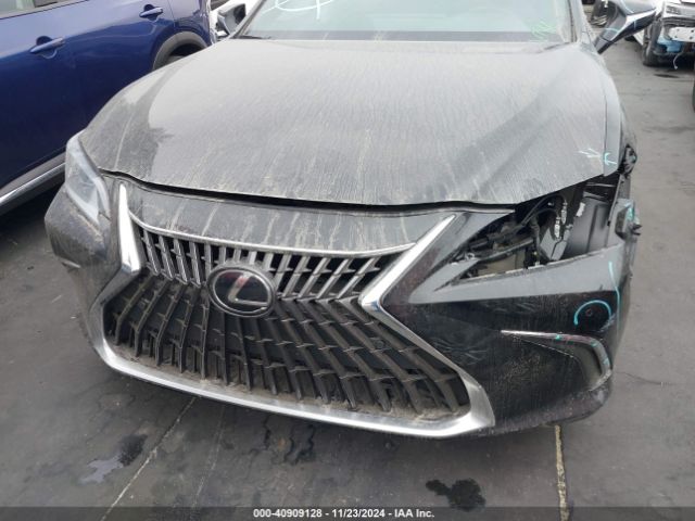 58ADA1C11RU045743 Lexus ES 300H