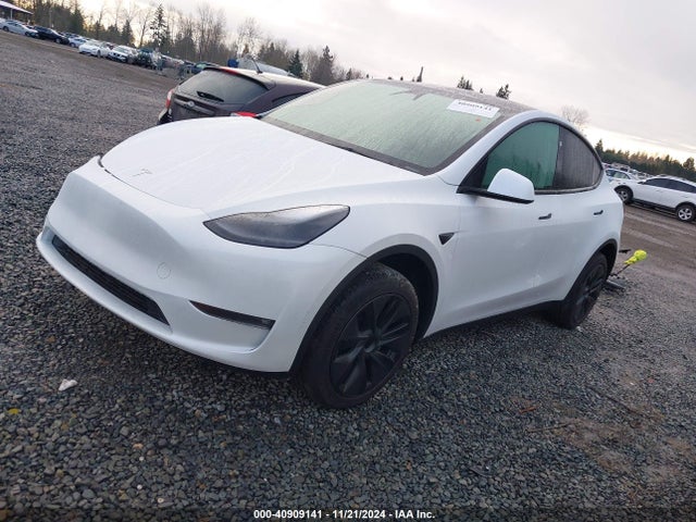 2024 TESLA MODEL Y 7SAYGDEE6RF129422 Photo 1