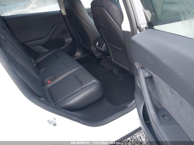 2024 TESLA MODEL Y 7SAYGDEE6RF129422 Photo 7
