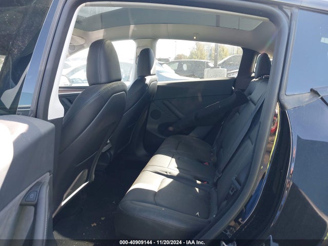 2024 TESLA MODEL Y 7SAYGDEDXRF195463 Photo 7