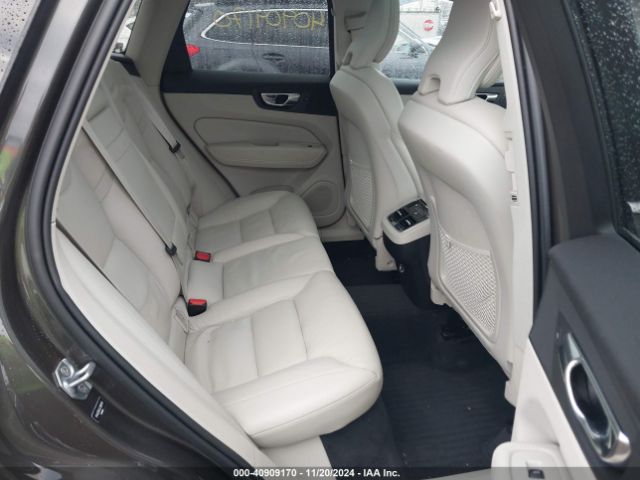 2020 VOLVO XC60 YV4A22RL9L1598740 Photo 7
