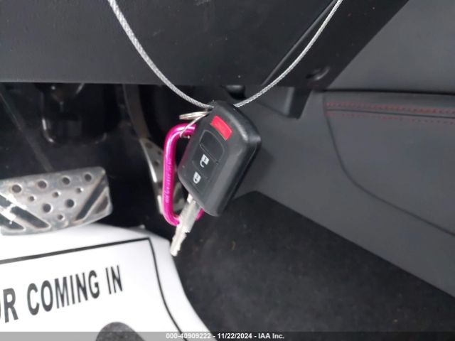 JA4AR3AU3KU011884 Mitsubishi Outlander Sport 2.0 Le