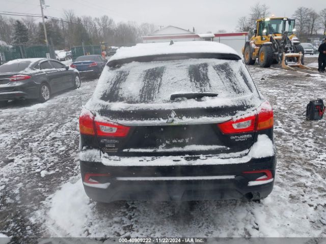 JA4AR3AU3KU011884 Mitsubishi Outlander Sport 2.0 Le