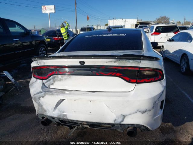 2C3CDXEJ7GH281073 Dodge Charger Srt 392