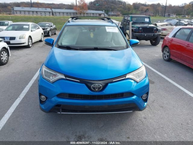 JTMWFREV5HD100004 Toyota Rav4 Xle