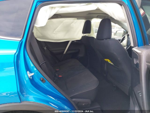 JTMWFREV5HD100004 Toyota Rav4 Xle