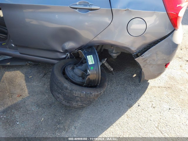 KMHCT5AE5GU275938 Hyundai ACCENT SE