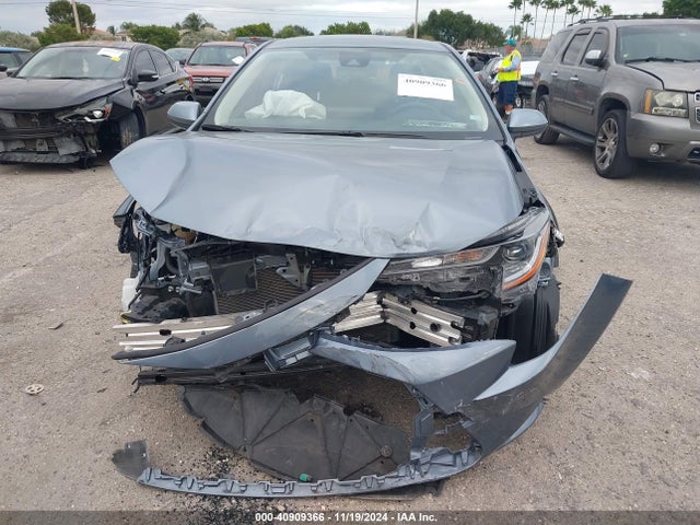 Toyota COROLLA LE 2022 JTDVPMAE6NJ222000 Image 13