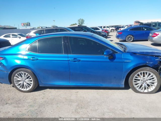 4T1B21HK8KU011110 Toyota Camry Hybrid Xle