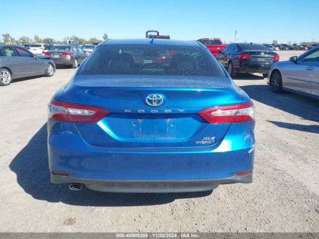 4T1B21HK8KU011110 Toyota Camry Hybrid Xle