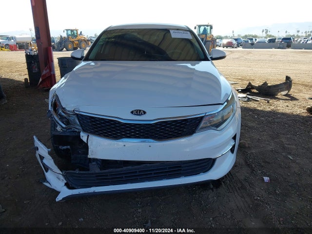 KIA Optima Lx 2018 5XXGT4L3XJG219454 Image 12