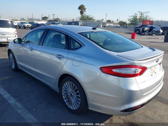 3FA6P0RU4ER356668 Ford Fusion Hybrid Titanium
