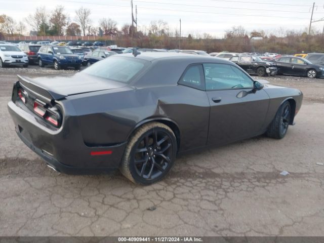 2C3CDZJG7MH564185 Dodge Challenger Gt