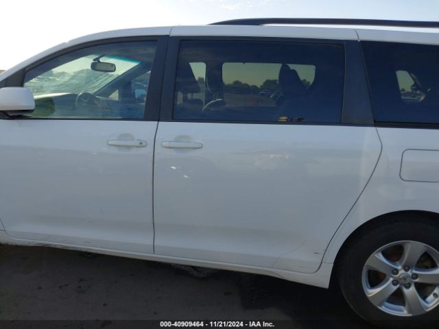 5TDKK3DC9ES464627 Toyota Sienna Le V6 8 Passenger