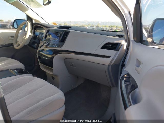 5TDKK3DC9ES464627 Toyota Sienna Le V6 8 Passenger