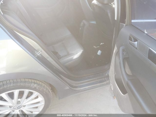 3VWL17AJ8GM365217 Volkswagen Jetta 1.8t Sel